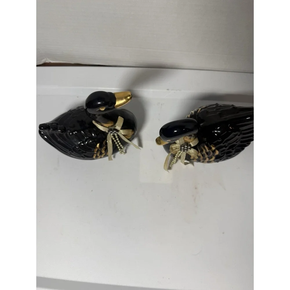 VTG Black Gold Ceramic Swans Set Animal Figurines Made In Taiwan 5